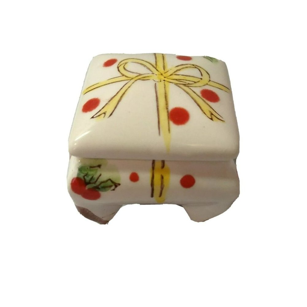 Enesco Trinket Box Small Lidded Porcelain Christmas Gift White Red